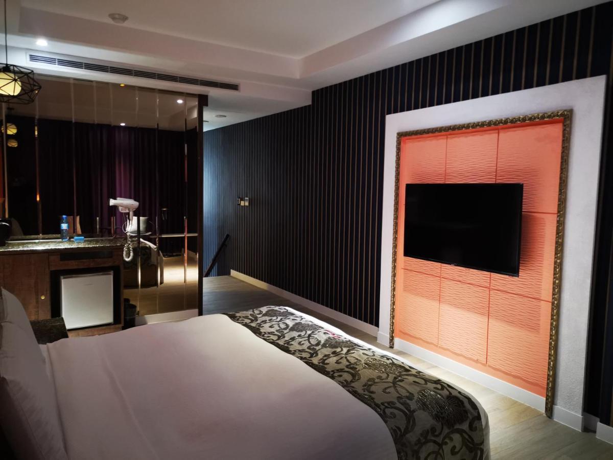 Love Story Motel Тайпей Екстериор снимка