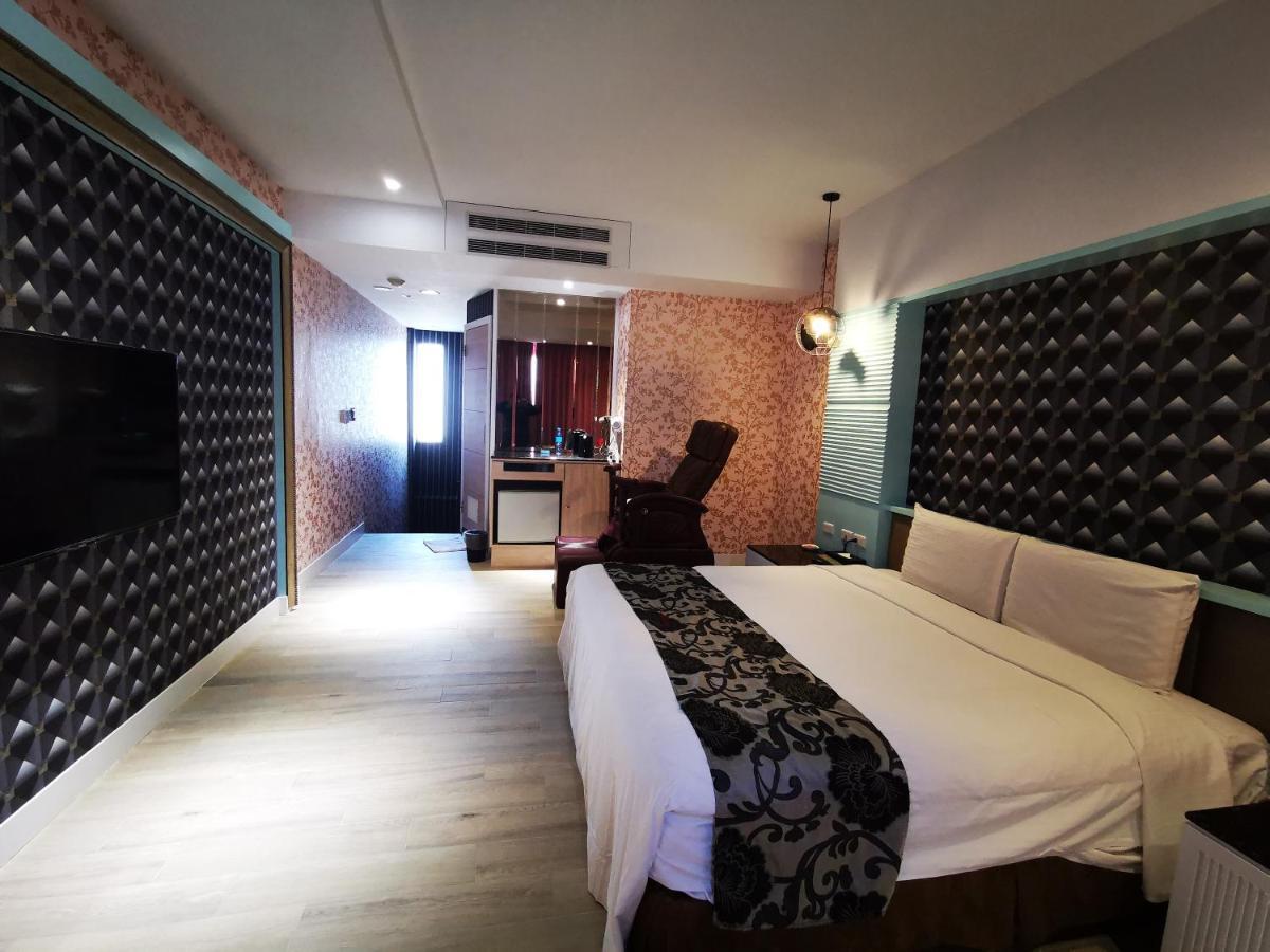 Love Story Motel Тайпей Екстериор снимка